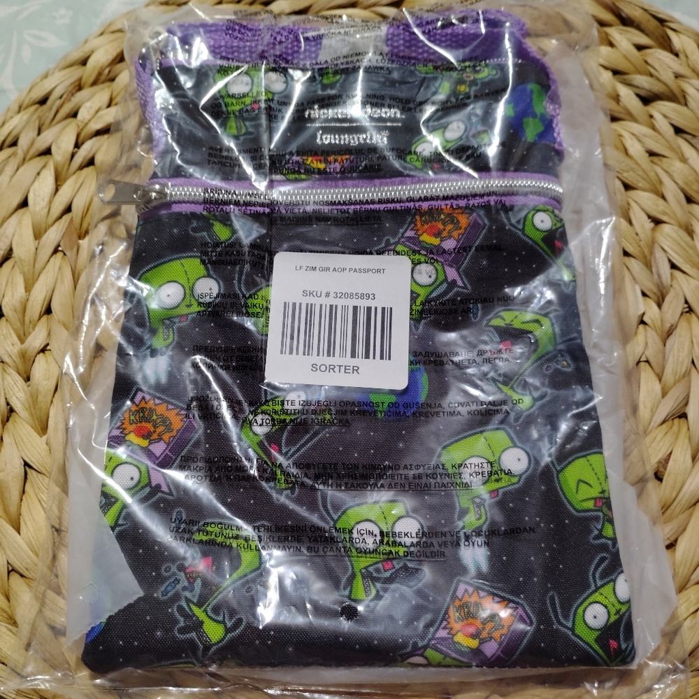 Loungefly Invader Zim GIR Toss Passport Crossbody Bag - Picture 5 of 6